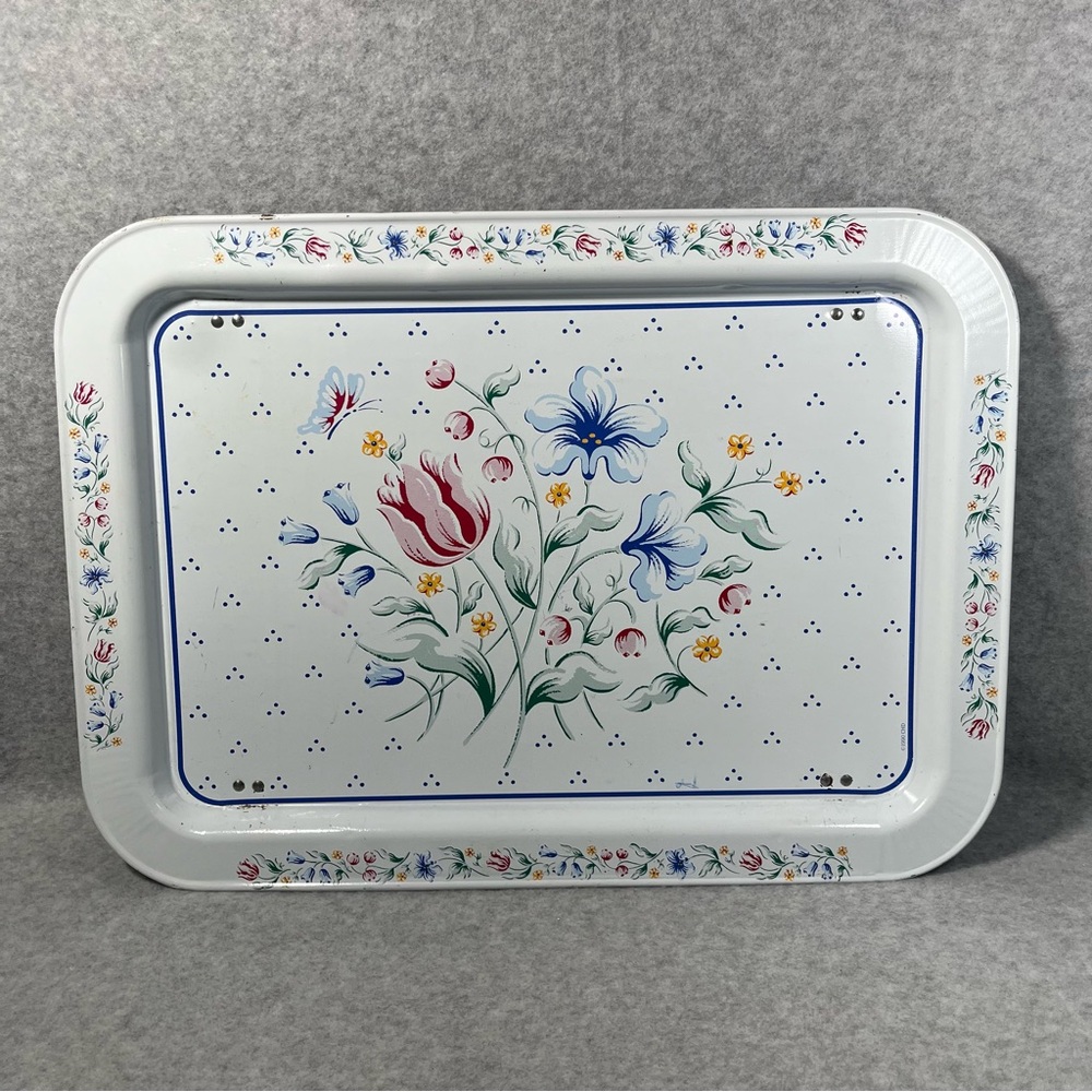 Vintage 1990 Floral Metal Tray Decorative TV Collapsible Dinner Cottagecore